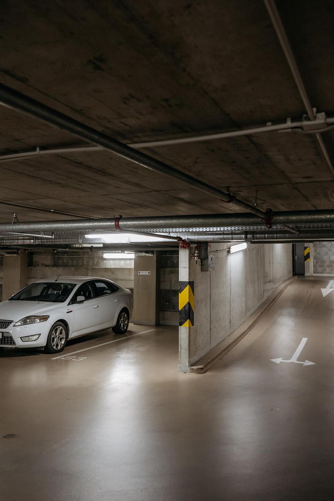 Prague Days - Bright Apartment - Balcony - Private Parking Εξωτερικό φωτογραφία
