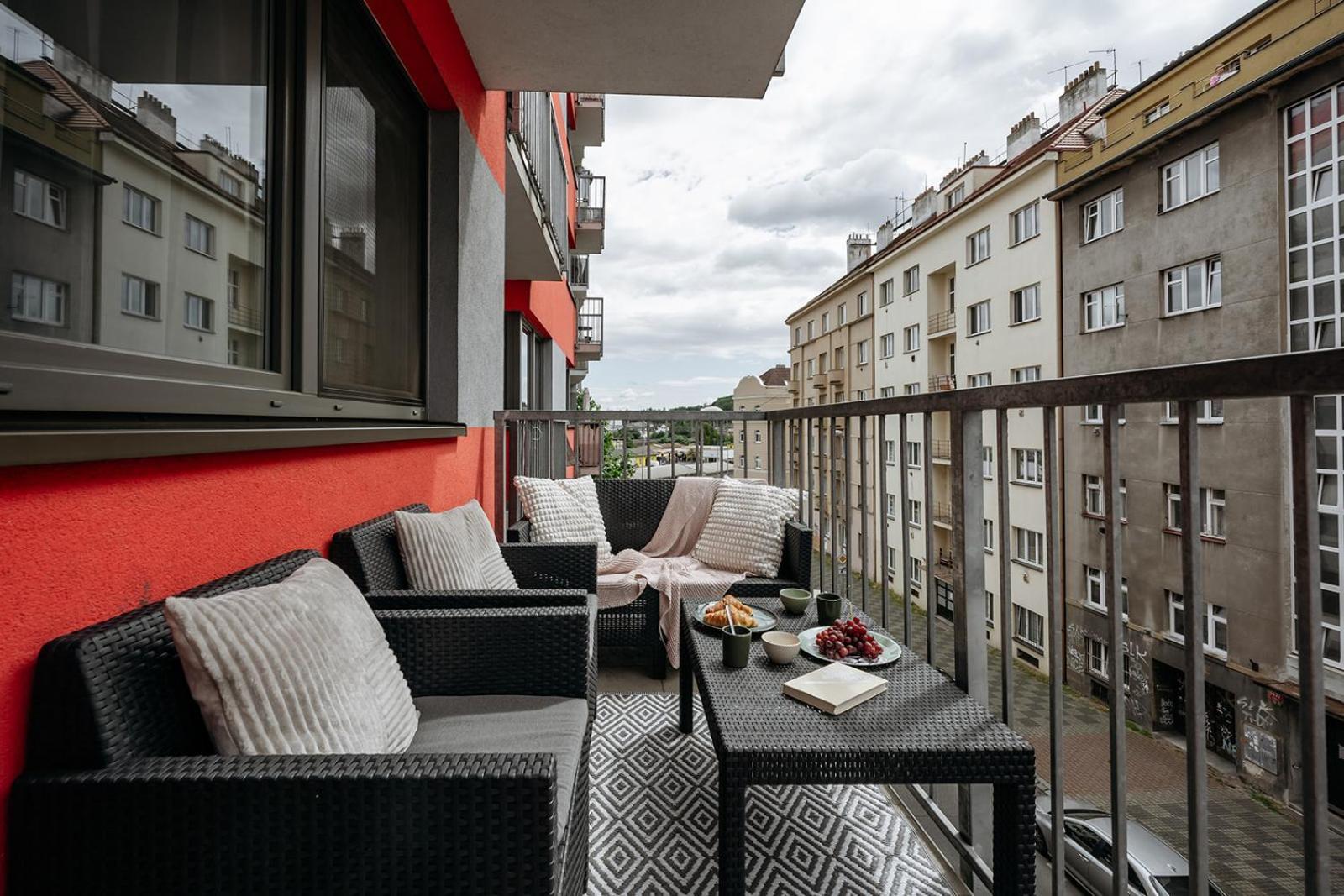 Prague Days - Bright Apartment - Balcony - Private Parking Εξωτερικό φωτογραφία